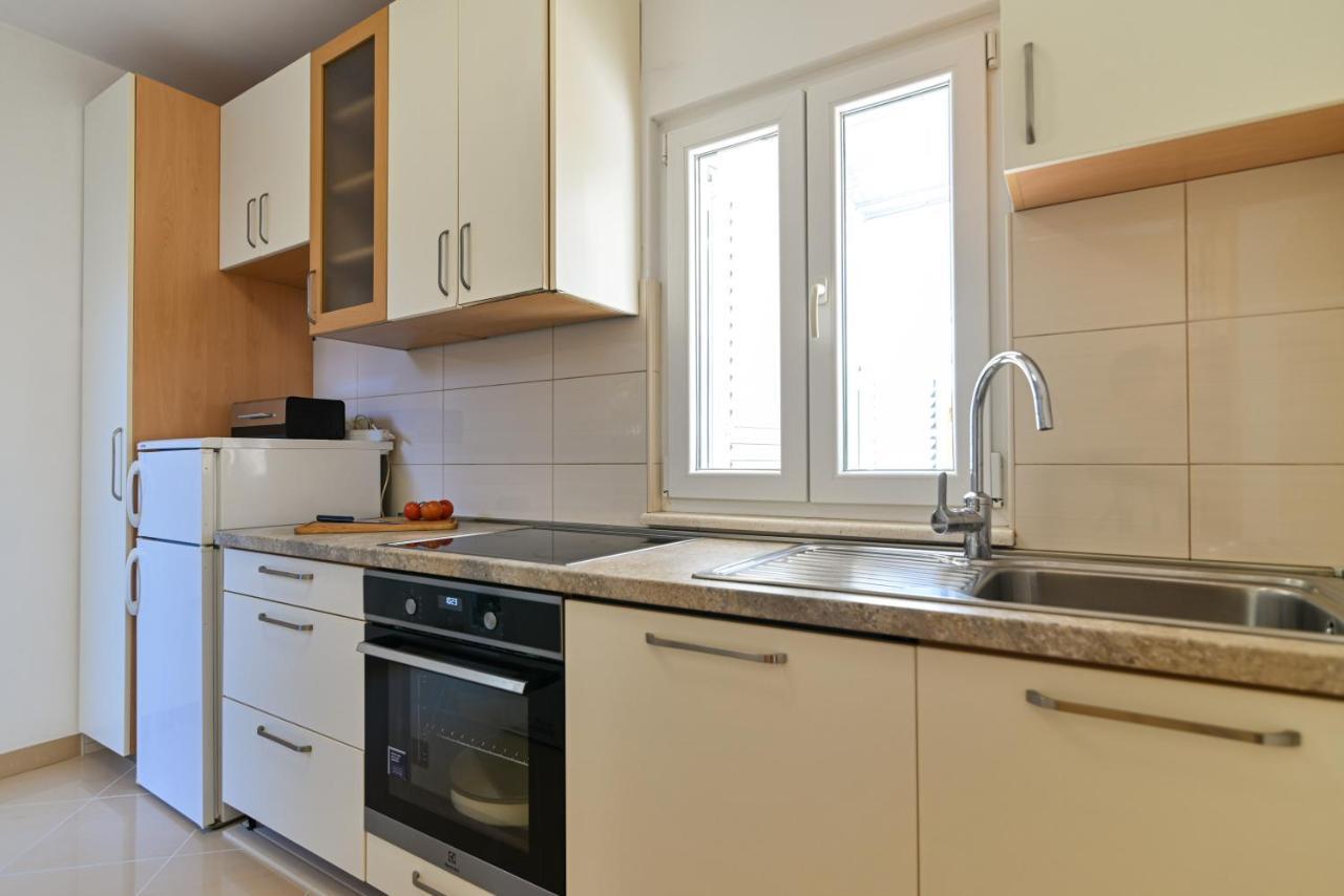 Apartmani Cesarica Trogir Exterior foto