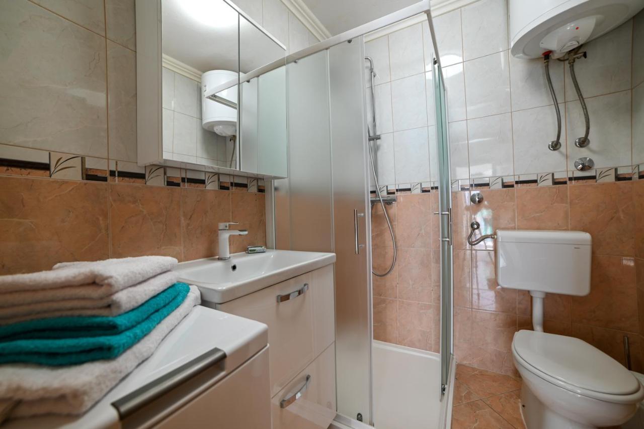 Apartmani Cesarica Trogir Exterior foto